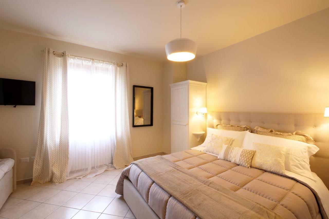 Villa Scarponi אסיסי מראה חיצוני תמונה