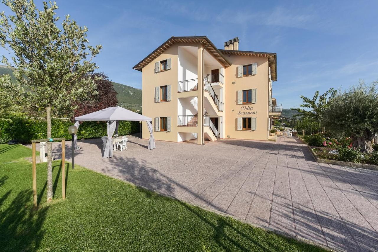 Villa Scarponi אסיסי מראה חיצוני תמונה