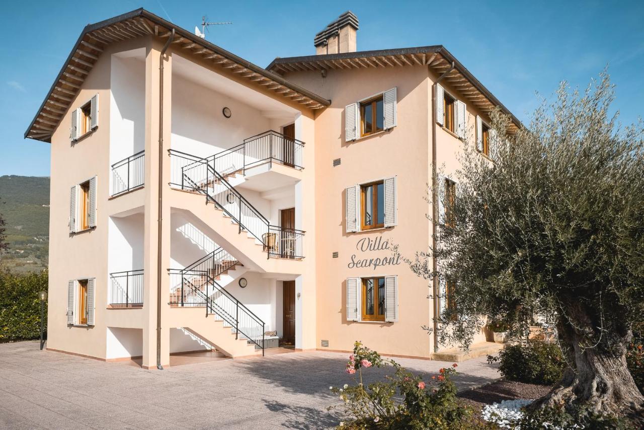 Villa Scarponi אסיסי מראה חיצוני תמונה