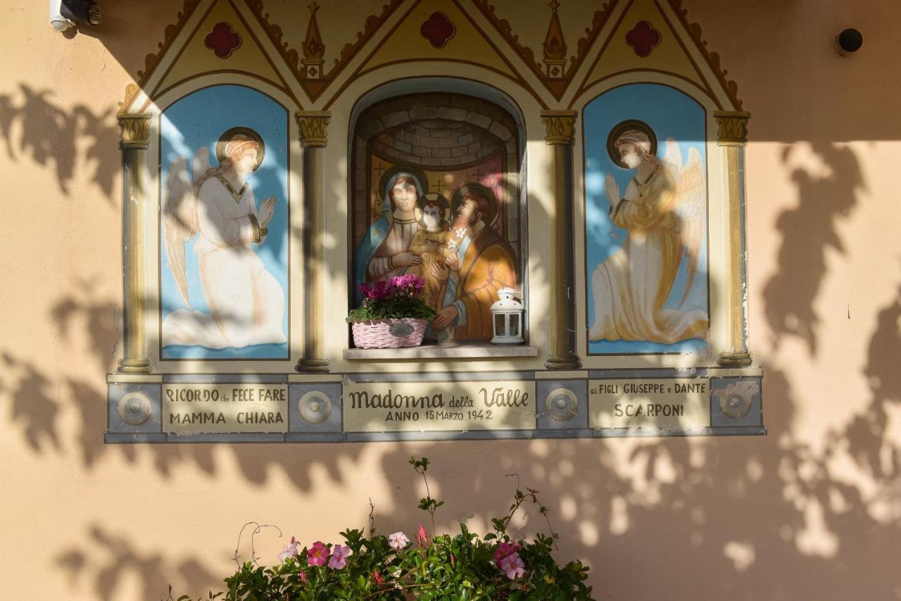 Villa Scarponi אסיסי מראה חיצוני תמונה