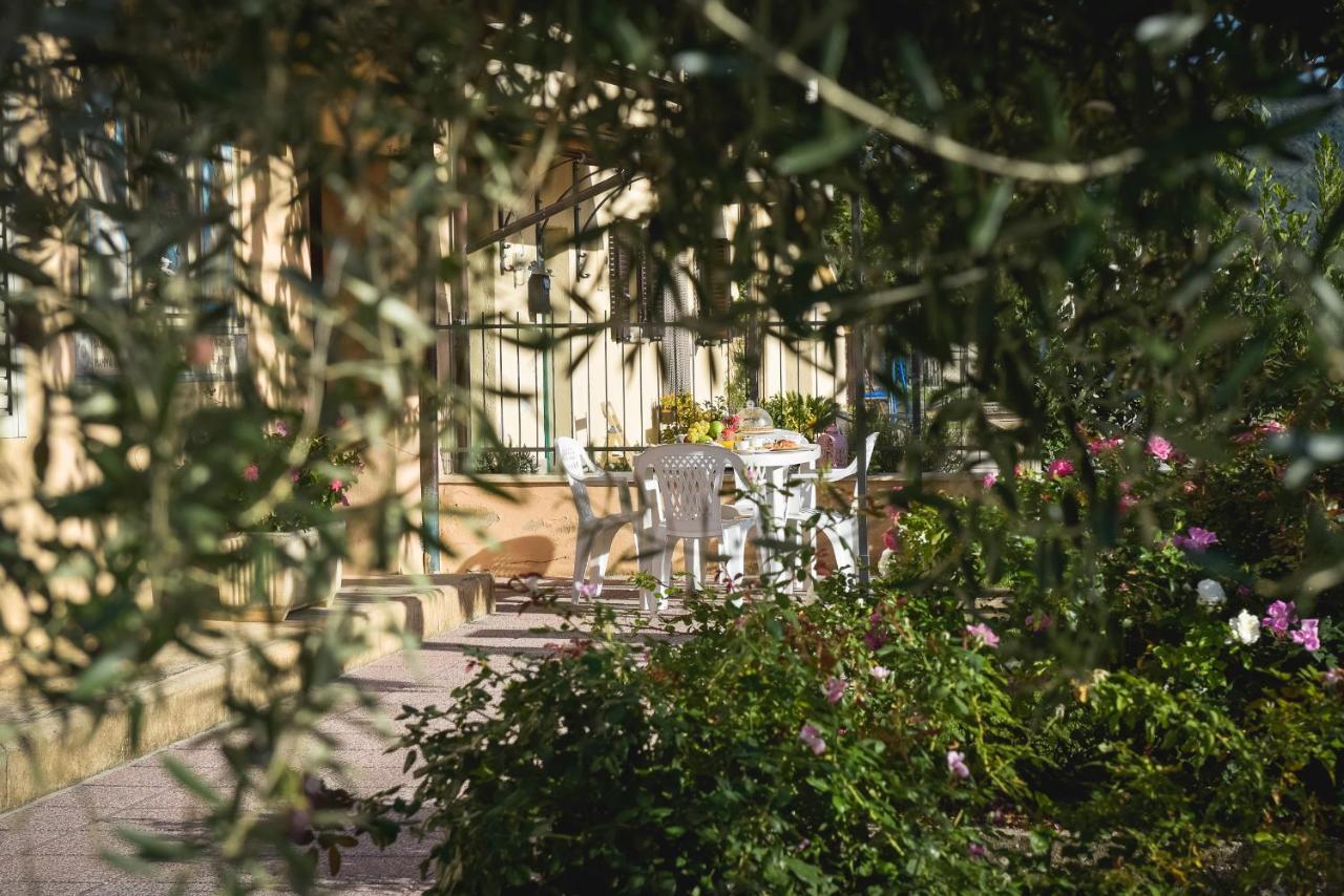 Villa Scarponi אסיסי מראה חיצוני תמונה